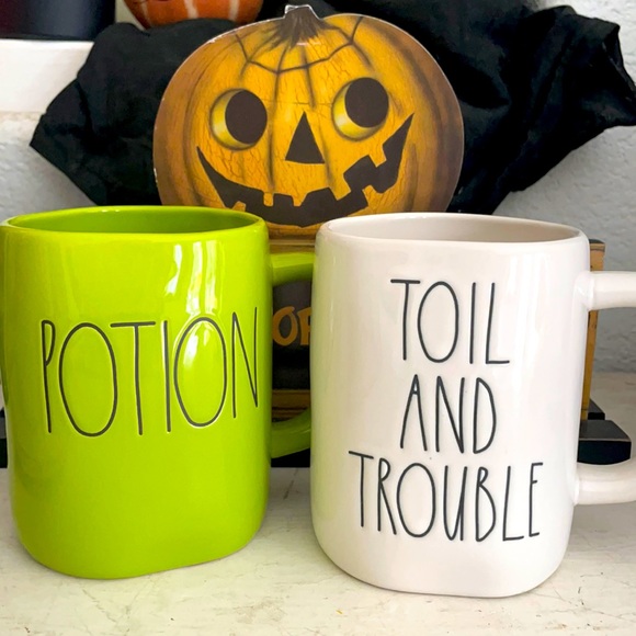 RAE DUNN🎃Set of Halloween Mugs NEW - Picture 1 of 7